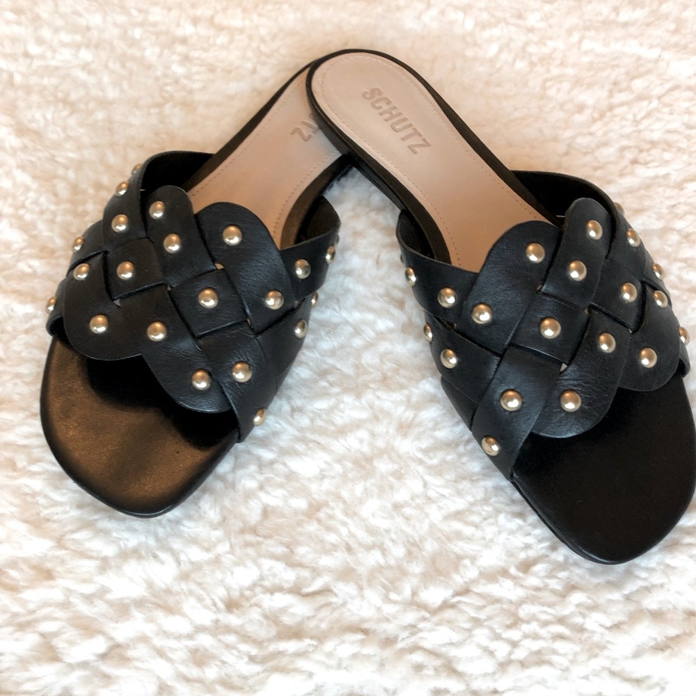 SCHUTZ Betisa Woven Black Stud Flat Sandals. Very good condition size 7.5